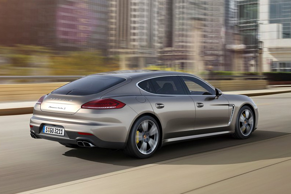 Porsche Panamera Turbo S 2014: Facelift za odlikaša