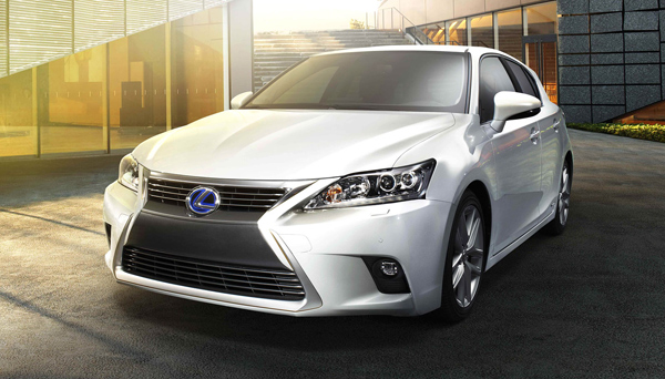 Lexus CT 200h: Facelift na zvaničnim fotografijama