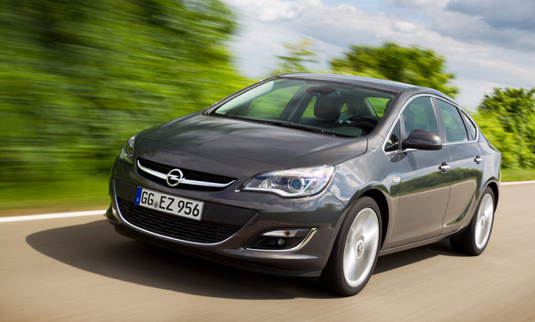 Opel Astra sada sa tihim dizel motorom i IntelliLink tehnologijom