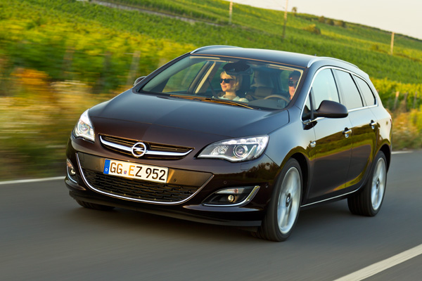 Opel Astra sada sa tihim dizel motorom i IntelliLink tehnologijom