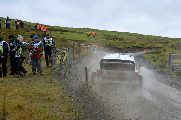 Wales Rally GB 2013 – Borba Volkswagena i Forda