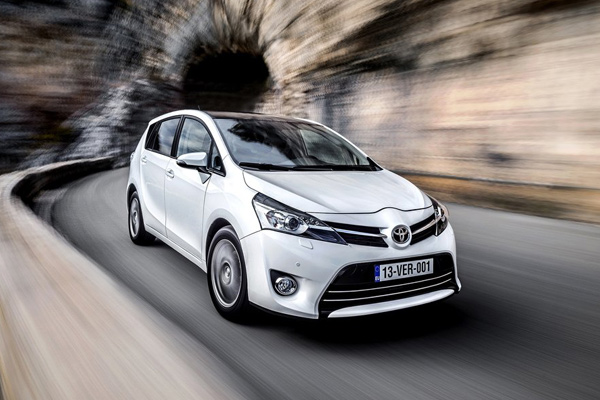 Verso 1.6 D-4D: prva Toyota opremljena dizel motorom iz BMW grupacije