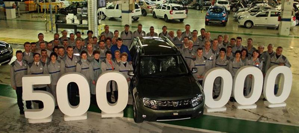 Dacia slavi pola miliona proizvedenih Dustera