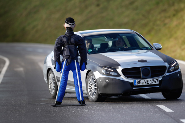 Novu Mercedes-Benz C-Klasu testira Michael Schumacher + VIDEO