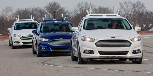 Ford testira Mondeo koji sam vozi + VIDEO