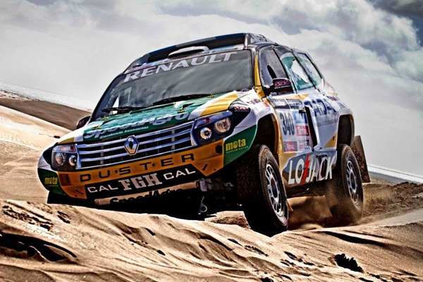 Dacia Duster spreman za Dakar Rally 2014 - foto+video