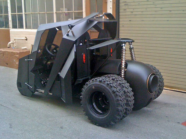 Batman Tumbler Golf Cart: neobično golf-vozilo + FOTO