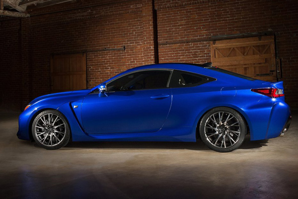 Lexus RC F spreman za Detroit - Prve fotografije i info