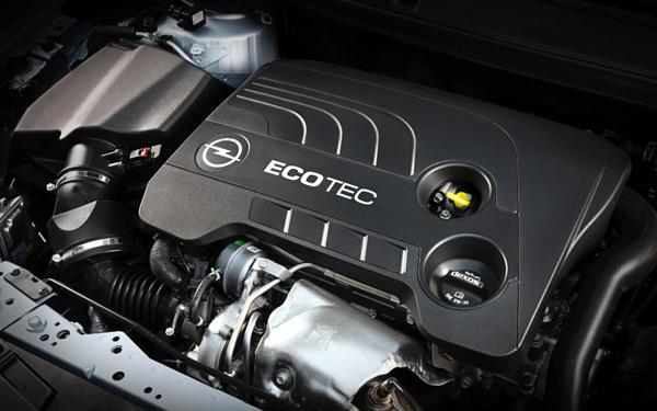 Opel Astra GTC sada sa snažnim turbo motorom od 200 KS
