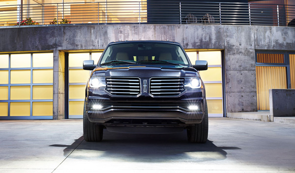 Lincoln Navigator 2015: Prve fotografije i info