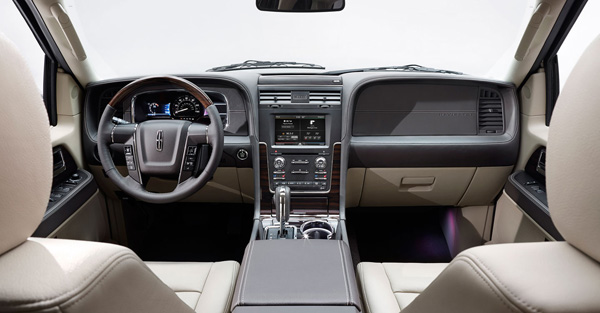 Lincoln Navigator 2015: Prve fotografije i info