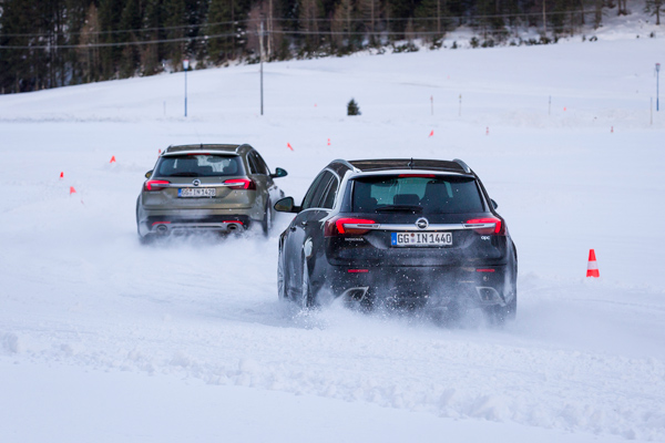Opel 4x4: Inteligentni sistemi vožnje sa pogonom na sva četitri točka 