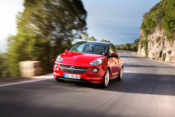 Opel: premijera novog 3-cilindričnog motora u Ženevi 