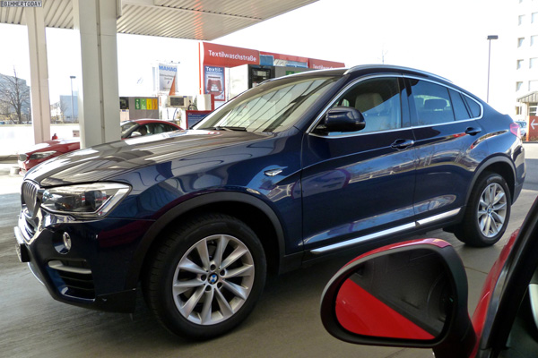 BMW X4 snimljen na benzinskoj stanici + FOTO