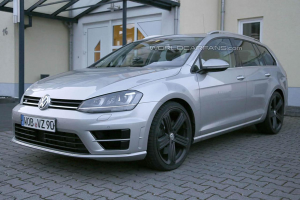 Volkswagen Golf R biće dostupan i kao karavan + FOTO