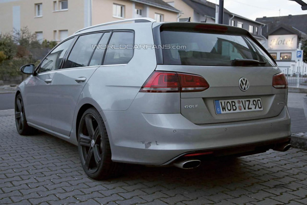 Volkswagen Golf R biće dostupan i kao karavan + FOTO