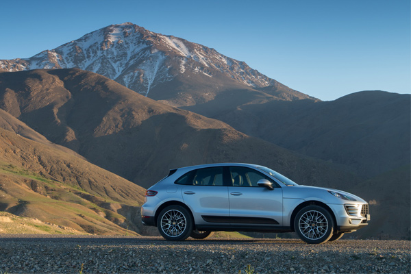 Novi Porsche Macan na terenskom testu u Maroku + FOTO