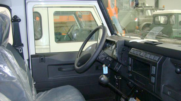 Tražite nov Land Rover Defender iz 2008. godine? NATO ima rešenje