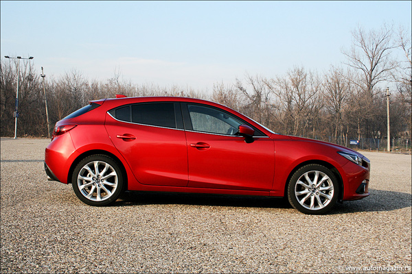 Testirali smo: Mazda3 Sport G165 Revolution