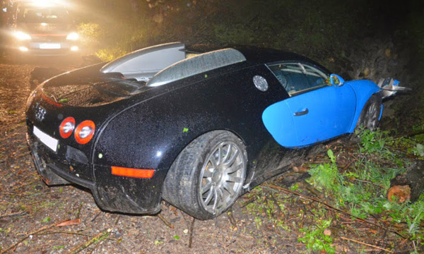 Nepažljivi vozač u Austriji slupao Bugatti Veyron + FOTO