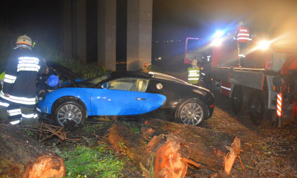 Nepažljivi vozač u Austriji slupao Bugatti Veyron + FOTO