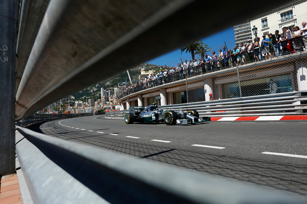 F1 Monte Carlo 2014 - Rosberg startuje prvi
