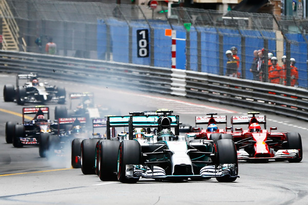 F1 Monte Carlo 2014 - Rosberg zaustavio Hamiltona