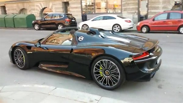 Zlatan Ibrahimović snimljen u Porscheu 918 Spyder + VIDEO