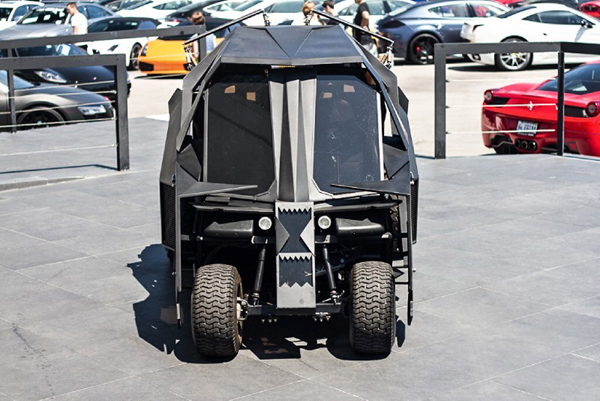 Batmobile Tumbler: kada bi Batman igrao golf...