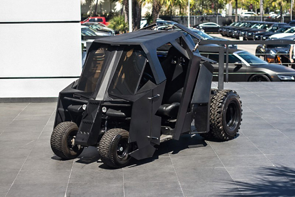 Batmobile Tumbler: kada bi Batman igrao golf...