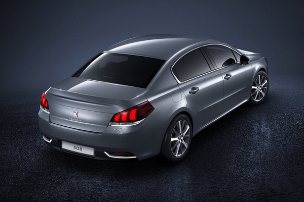 Modernizovani Peugeot 508: nova svetla, multimedija i Euro 6