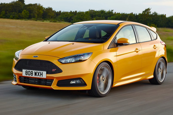 Ford Focus ST (2015): prve zvanične fotografije i info