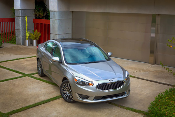 Kia na 6. mestu među 32 automobilska proizvođača u studiji J.D. Power