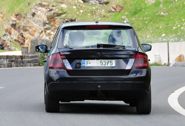 Nova Škoda Fabia 3 trenira na Alpima + FOTO