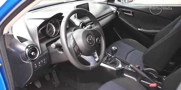 Nova Mazda2 - Enterijer otkriven na videu