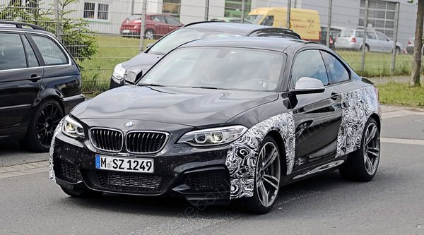 BMW M2 pokretaće motor 3.0 Bi-Turbo (360 KS)