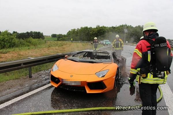Još jedan Lamborghini Aventador uništen u Nemačkoj + FOTO