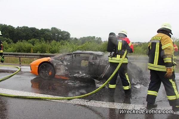 Još jedan Lamborghini Aventador uništen u Nemačkoj + FOTO