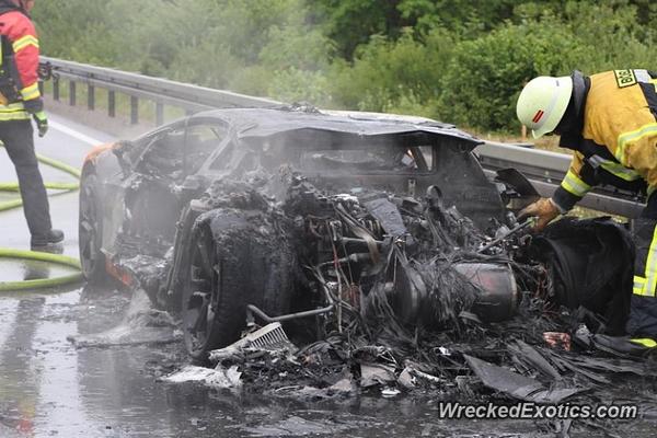 Još jedan Lamborghini Aventador uništen u Nemačkoj + FOTO