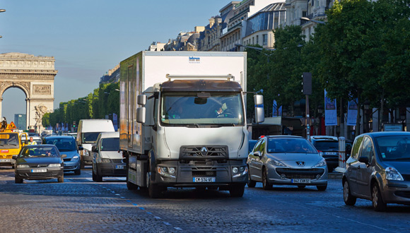 Električno vozilo Renault Trucks 16 T obavlja Isporuke za Guerlain butike