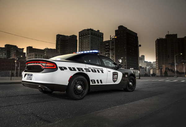 Dodge Charger Pursuit 2015 - njega se plaše i kriminalci