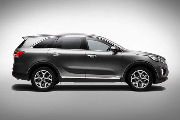 Kia Sorento (2015) na prvim fotografijama