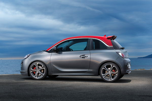 Debi novog modela Opel ADAM S na Sajmu automobila u Parizu