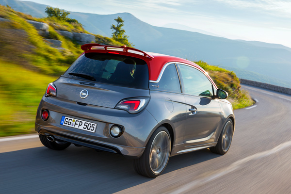 Debi novog modela Opel ADAM S na Sajmu automobila u Parizu