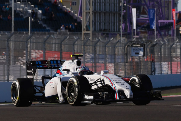 Formula 1 Sochi 2014 - Mercedesi kreću iz prvog reda