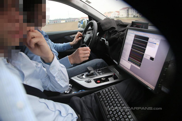 Novi Audi Q7 (2015) - špijuni snimili unutrašnjost