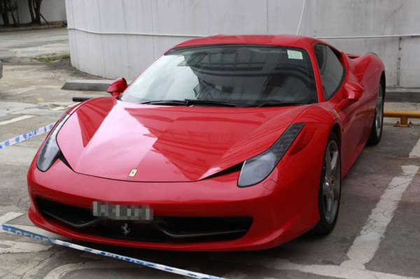 Policija u Kini zaplenila dvanaest superautomobila + FOTO