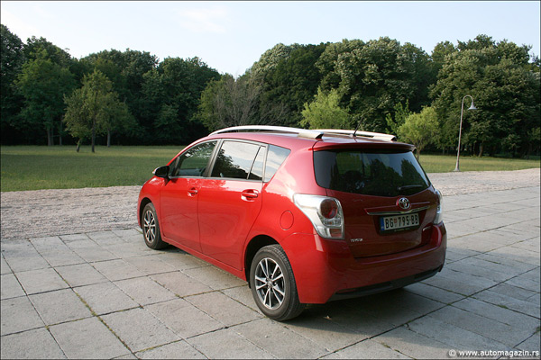 Test: Toyota Verso 1.6 D-4D - Hvala BMW!