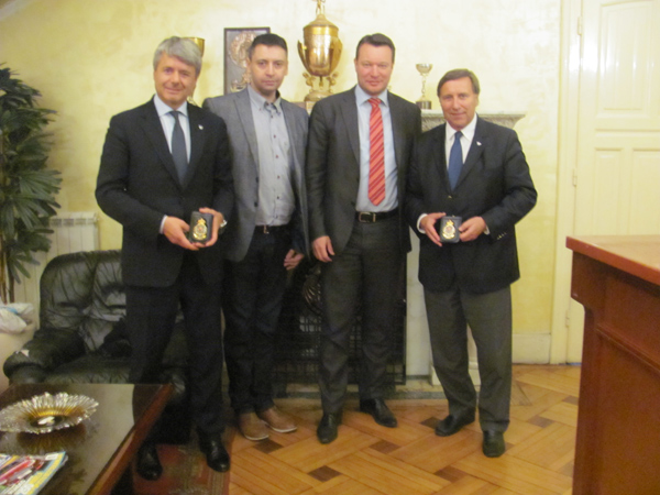 Visoka delegacija FIM Evropa u poseti AMSS i Sajmu sporta