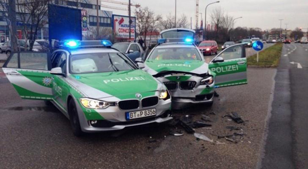 Sudarila se dva policijska BMW-a u Nemačkoj (foto)